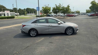 Used 2024  Hyundai Elantra SEL IVT at CarloanExpress&period;Com near Hampton&comma; VA