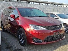 Used 2019  Chrysler Pacifica Touring L Plus FWD at CarloanExpress&period;Com near Hampton&comma; VA