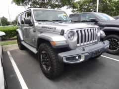 Used 2018  Jeep Wrangler Unlimited Sahara 4x4 at CarloanExpress&period;Com near Hampton&comma; VA