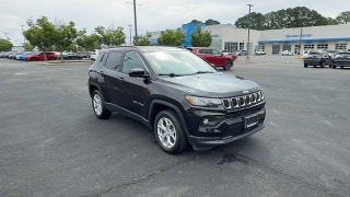 Used 2024  Jeep Compass Latitude 4x4 at CarloanExpress&period;Com near Hampton&comma; VA