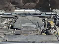 Used 2013  Jeep Wrangler Unlimited 4WD 4dr Sahara at CarloanExpress.Com near Hampton, VA