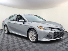 Used 2018  Toyota Camry Hybrid CVT &lpar;Natl&rpar; at CarloanExpress&period;Com near Hampton&comma; VA