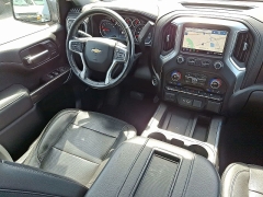 Used 2019  Chevrolet Silverado 1500 4WD Crew Cab 147" LTZ at CarloanExpress&period;Com near Hampton&comma; VA