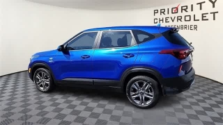 Used 2023  Kia Seltos LX IVT AWD at CarloanExpress.Com near Hampton, VA