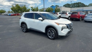 Used 2024  Nissan Rogue FWD SV at CarloanExpress&period;Com near Hampton&comma; VA