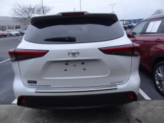 Used 2023  Toyota Highlander AWD &lpar;Natl&rpar; at CarloanExpress&period;Com near Hampton&comma; VA
