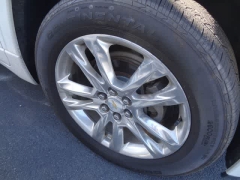 Used 2019  Chevrolet Traverse AWD 4dr High Country w&sol;2LZ at CarloanExpress&period;Com near Hampton&comma; VA