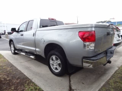 Used 2010  Toyota Tundra 4WD Double Cab 5&period;7L at CarloanExpress&period;Com near Hampton&comma; VA
