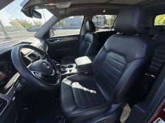 Used 2019  Volkswagen Atlas 4d SUV 3&period;6L SEL Premium 4motion at CarloanExpress&period;Com near Hampton&comma; VA