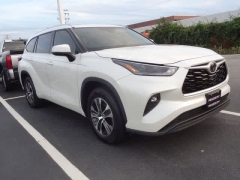 Used 2021  Toyota Highlander XLE FWD at CarloanExpress&period;Com near Hampton&comma; VA