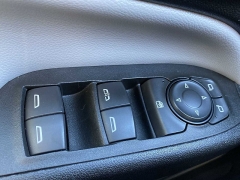 Used 2022  Chevrolet Equinox FWD 4dr LS w&sol;1LS at CarloanExpress&period;Com near Hampton&comma; VA