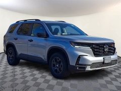 New 2025  Honda Pilot TrailSport AWD at CarloanExpress.Com near Hampton, VA