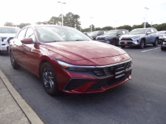 Used 2024  Hyundai Elantra SEL IVT at CarloanExpress&period;Com near Hampton&comma; VA