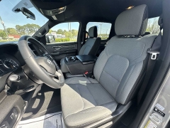 Used 2022  Ram 1500 Big Horn 4x4 Crew Cab 5'7" Box at CarloanExpress&period;Com near Hampton&comma; VA