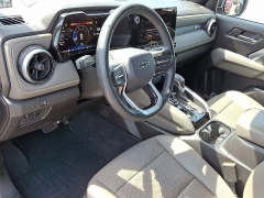Used 2024  Chevrolet Colorado 4WD Crew Cab ZR2 at CarloanExpress&period;Com near Hampton&comma; VA