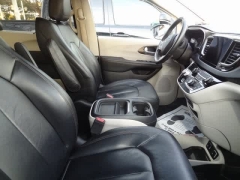 Used 2017  Chrysler Pacifica Touring-L FWD at CarloanExpress&period;Com near Hampton&comma; VA