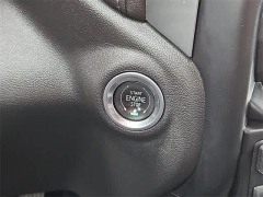 Used 2019  Chevrolet Silverado 1500 4WD Crew Cab 147" LT at CarloanExpress.Com near Hampton, VA