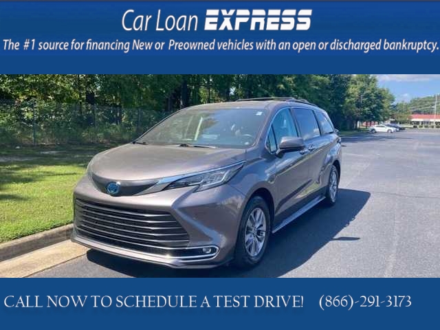 Used 2022  Toyota Sienna XLE FWD (Natl) at CarloanExpress.Com near Hampton, VA