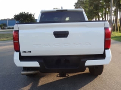 Used 2024  Toyota Tacoma 4WD Double Cab Bed &lpar;Natl&rpar; at CarloanExpress&period;Com near Hampton&comma; VA