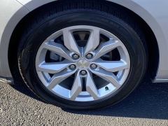 Used 2019  Chevrolet Impala 4d Sedan LT w/1LT V6 at CarloanExpress.Com near Hampton, VA