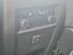 Used 2018  Chevrolet Traverse 4d SUV AWD LT Cloth w&sol;1LT at CarloanExpress&period;Com near Hampton&comma; VA