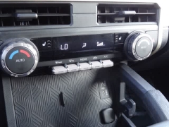 Used 2024  Toyota Tacoma 4WD Double Cab Bed &lpar;Natl&rpar; at CarloanExpress&period;Com near Hampton&comma; VA