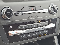 Used 2020  Ford Explorer 4d SUV 4WD XLT 2.3L EcoBoost at CarloanExpress.Com near Hampton, VA