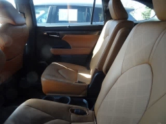 Used 2024  Toyota Highlander Hybrid Platinum AWD at CarloanExpress&period;Com near Hampton&comma; VA