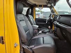Used 2018  Jeep Wrangler Unlimited Sahara 4x4 at CarloanExpress&period;Com near Hampton&comma; VA