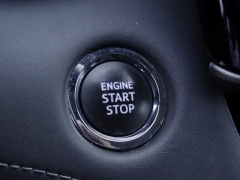 Used 2023  Toyota Highlander FWD &lpar;Natl&rpar; at CarloanExpress&period;Com near Hampton&comma; VA