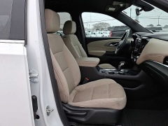 Used 2023  Chevrolet Traverse FWD 4dr LS w&sol;1LS at CarloanExpress&period;Com near Hampton&comma; VA