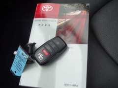 Used 2025  Toyota Grand Highlander AWD &lpar;Natl&rpar; at CarloanExpress&period;Com near Hampton&comma; VA