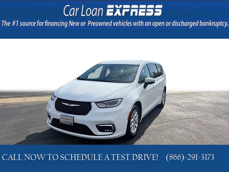 Used 2023  Chrysler Pacifica Touring L FWD at CarloanExpress&period;Com near Hampton&comma; VA