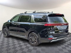 Used 2023  Kia Carnival SX Prestige FWD at CarloanExpress&period;Com near Hampton&comma; VA