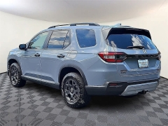 New 2025  Honda Pilot TrailSport AWD at CarloanExpress&period;Com near Hampton&comma; VA