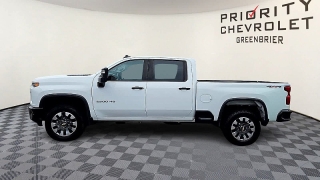 Used 2023  Chevrolet Silverado 2500HD 4WD Crew Cab 159" Custom at CarloanExpress&period;Com near Hampton&comma; VA