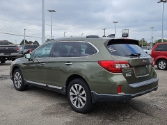 Used 2017  Subaru Outback 4d SUV 2&period;5i Touring at CarloanExpress&period;Com near Hampton&comma; VA