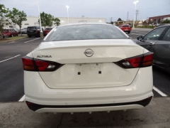 Used 2025  Nissan Altima SV FWD at CarloanExpress&period;Com near Hampton&comma; VA