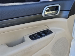 Used 2019  Jeep Grand Cherokee Laredo E 4x4 at CarloanExpress&period;Com near Hampton&comma; VA