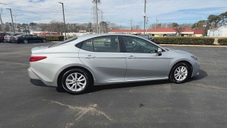 Used 2025  Toyota Camry &lpar;Natl&rpar; at CarloanExpress&period;Com near Hampton&comma; VA