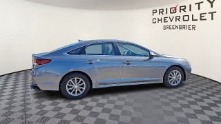 Used 2018  Hyundai Sonata 4d Sedan Eco at CarloanExpress&period;Com near Hampton&comma; VA