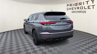 Used 2023  Mitsubishi OUTLANDER SE BLACK EDITION at CarloanExpress.Com near Hampton, VA