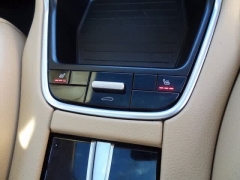 Used 2018  Porsche Panamera  at CarloanExpress.Com near Hampton, VA