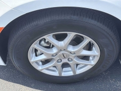 Used 2025  Chrysler Pacifica Select FWD at CarloanExpress&period;Com near Hampton&comma; VA