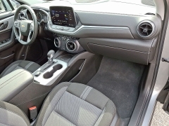 Used 2024  Chevrolet Blazer FWD 4dr LT w&sol;2LT at CarloanExpress&period;Com near Hampton&comma; VA