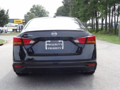 Used 2025  Nissan Altima SV FWD at CarloanExpress&period;Com near Hampton&comma; VA