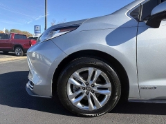 Used 2021  Toyota Sienna FWD 7-Passenger &lpar;Natl&rpar; at CarloanExpress&period;Com near Hampton&comma; VA