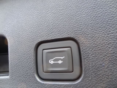 Used 2025  Chevrolet Traverse FWD 4dr LT w&sol;1LT at CarloanExpress&period;Com near Hampton&comma; VA
