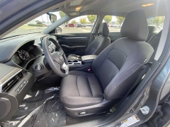 Used 2023  Nissan Altima 2.5 SV Sedan at CarloanExpress.Com near Hampton, VA