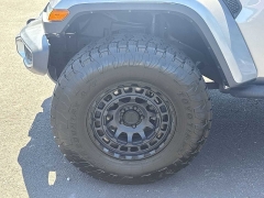 Used 2020  Jeep Wrangler Unlimited Sahara 4x4 at CarloanExpress&period;Com near Hampton&comma; VA